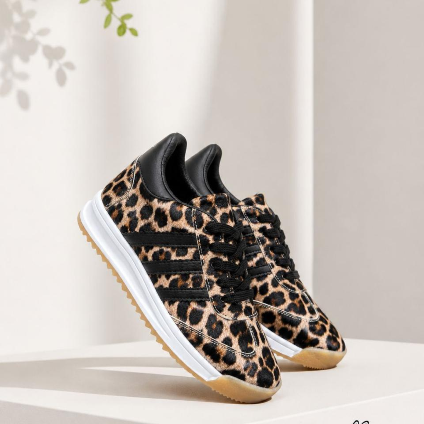 SNEAKERS METALIZADO DAMA